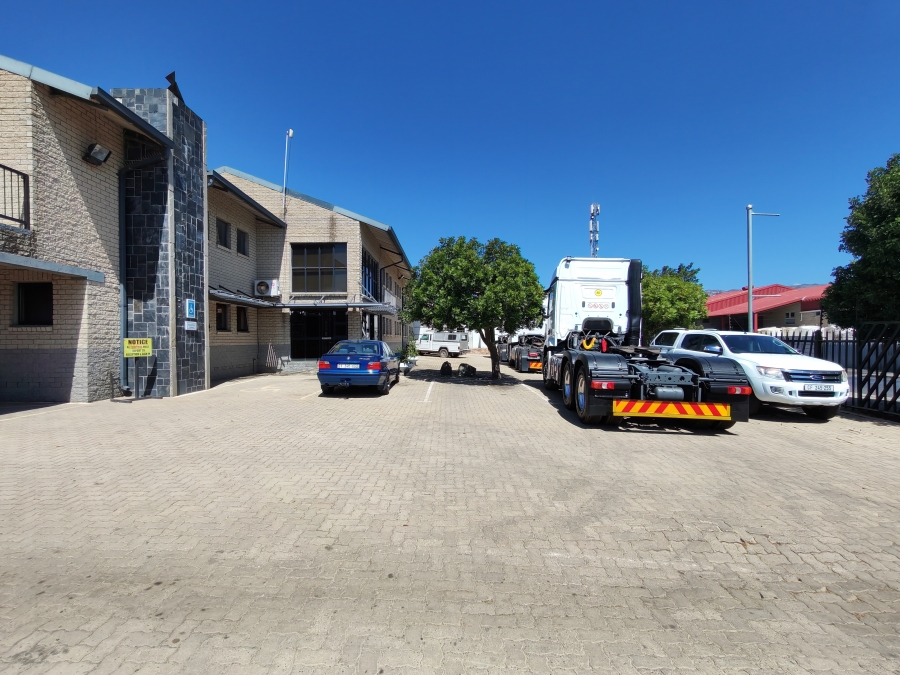 Commercial Property for Sale in Broadlands Western Cape